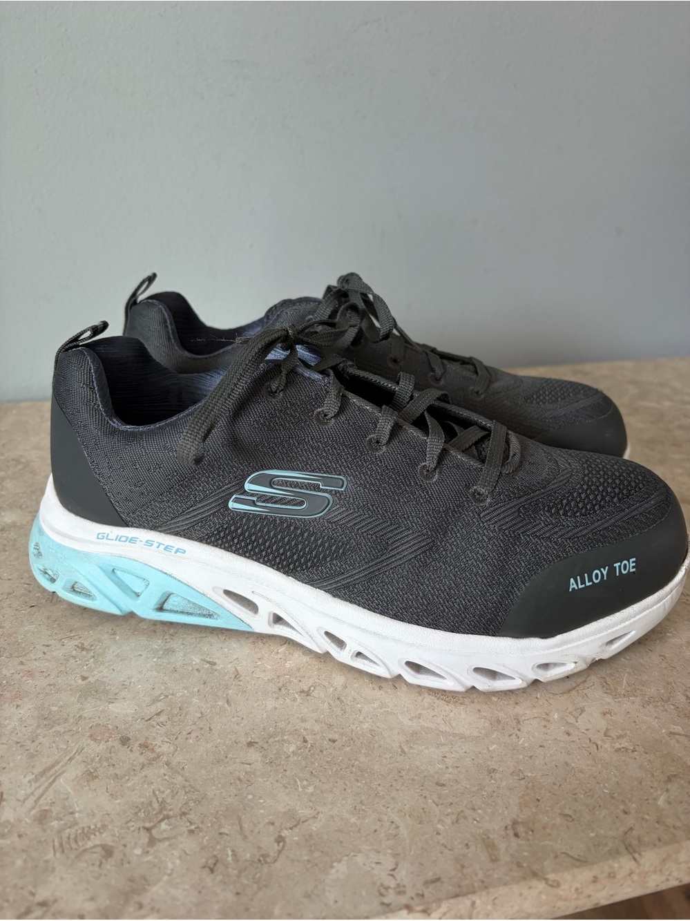 Skechers Safety Work Shoes Womens Sz 8.5 Glide Step Alloy Toe Gray Aqua Sneakers